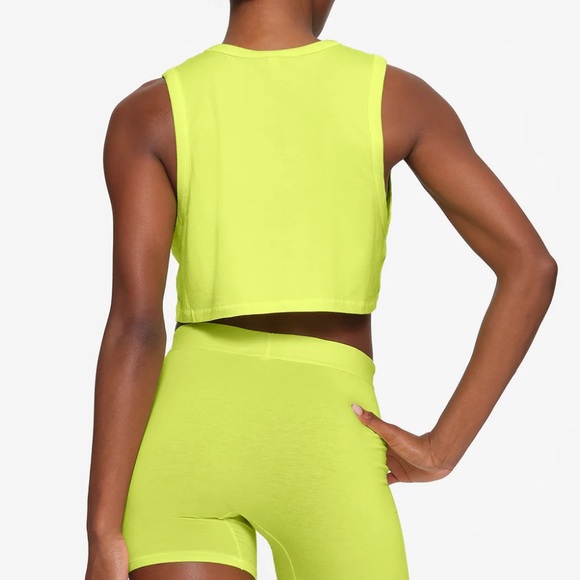 SKIMS BOYFRIEND Crop Tank in Limited Edition Yellow Highlighter NWT - Picture 4 of 5